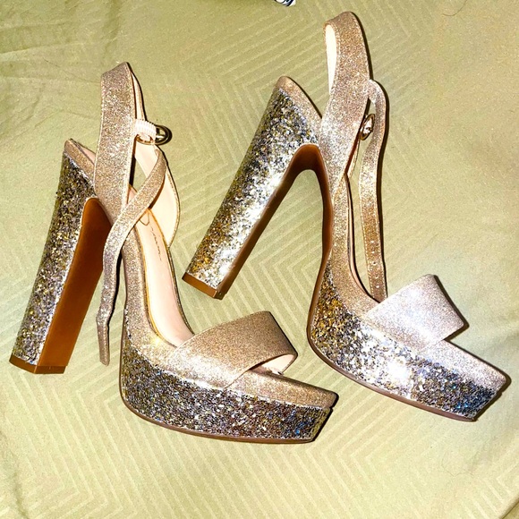 Jessica Simpson Shoes - Jessica Simpson High heels